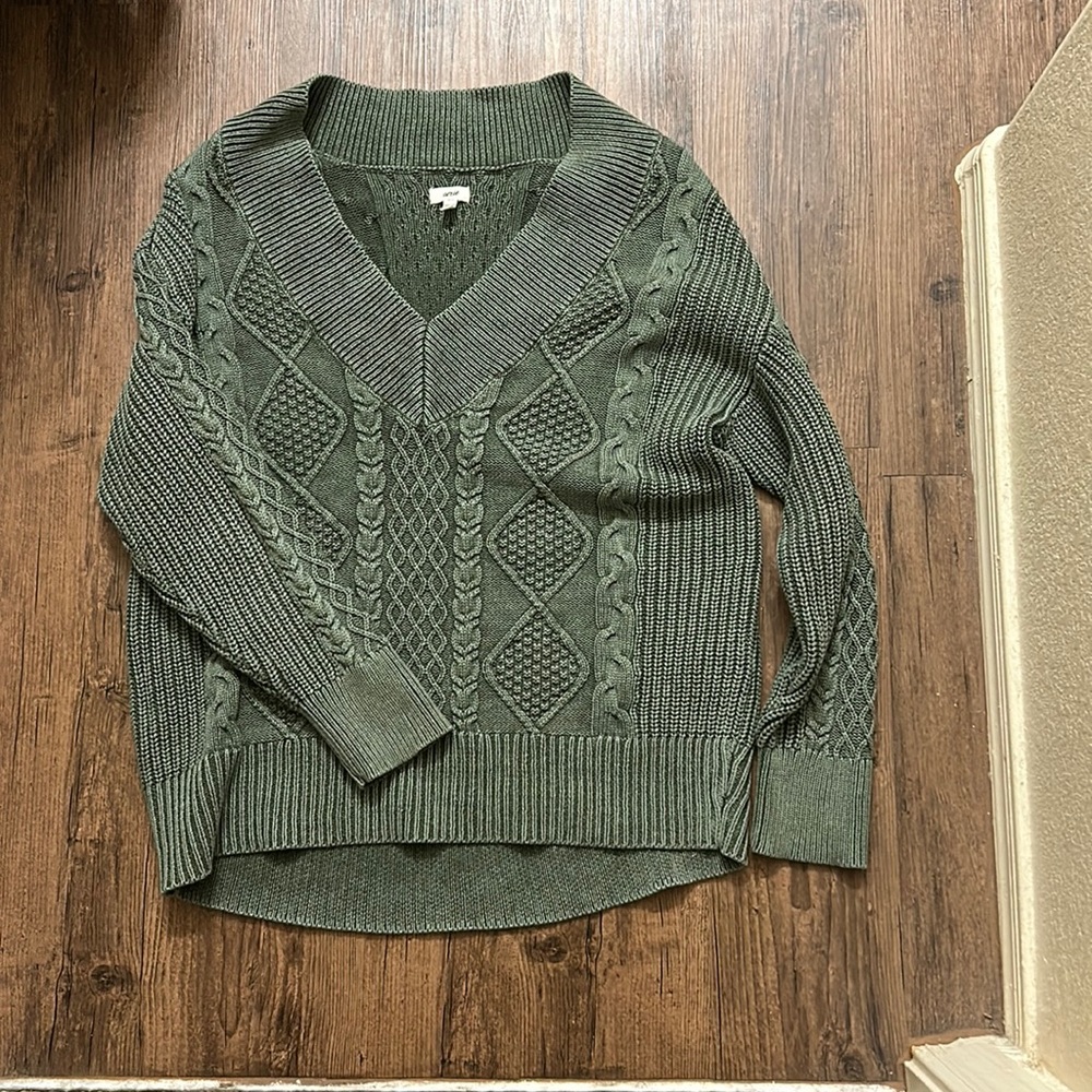 American Eagle Aerie Cotton Olive green knit sweater
